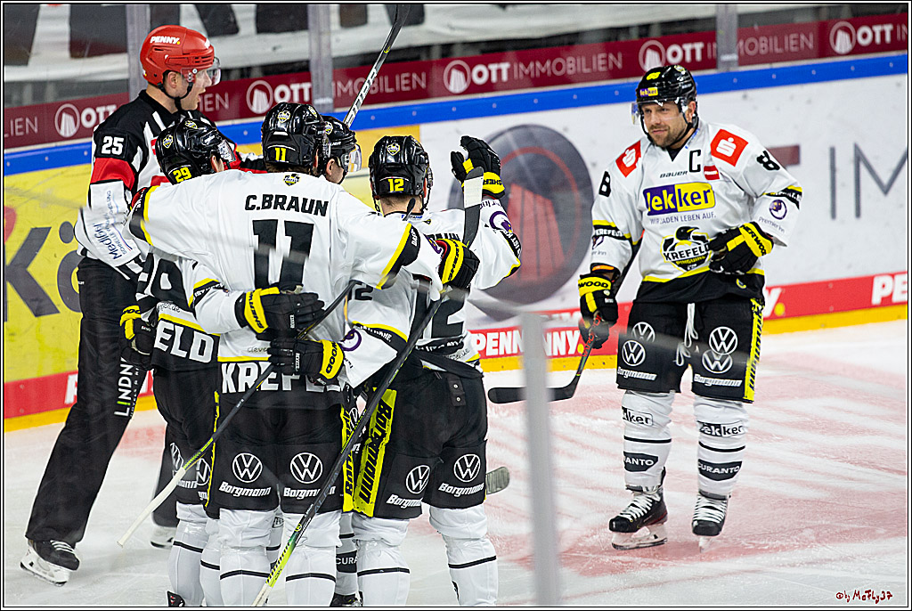 PENNY DEL;  Koelner Haie - Krefeld Pinguine; Koeln, 24.02.2021